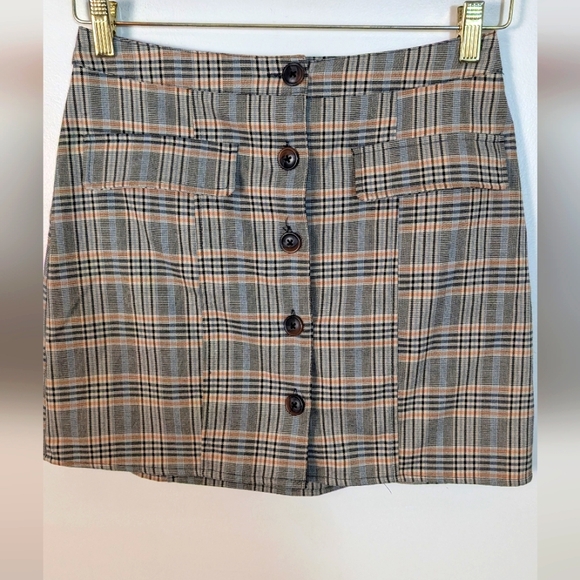 Urban Outfitters Plaid Button Down Mini Skirt - Picture 6 of 6